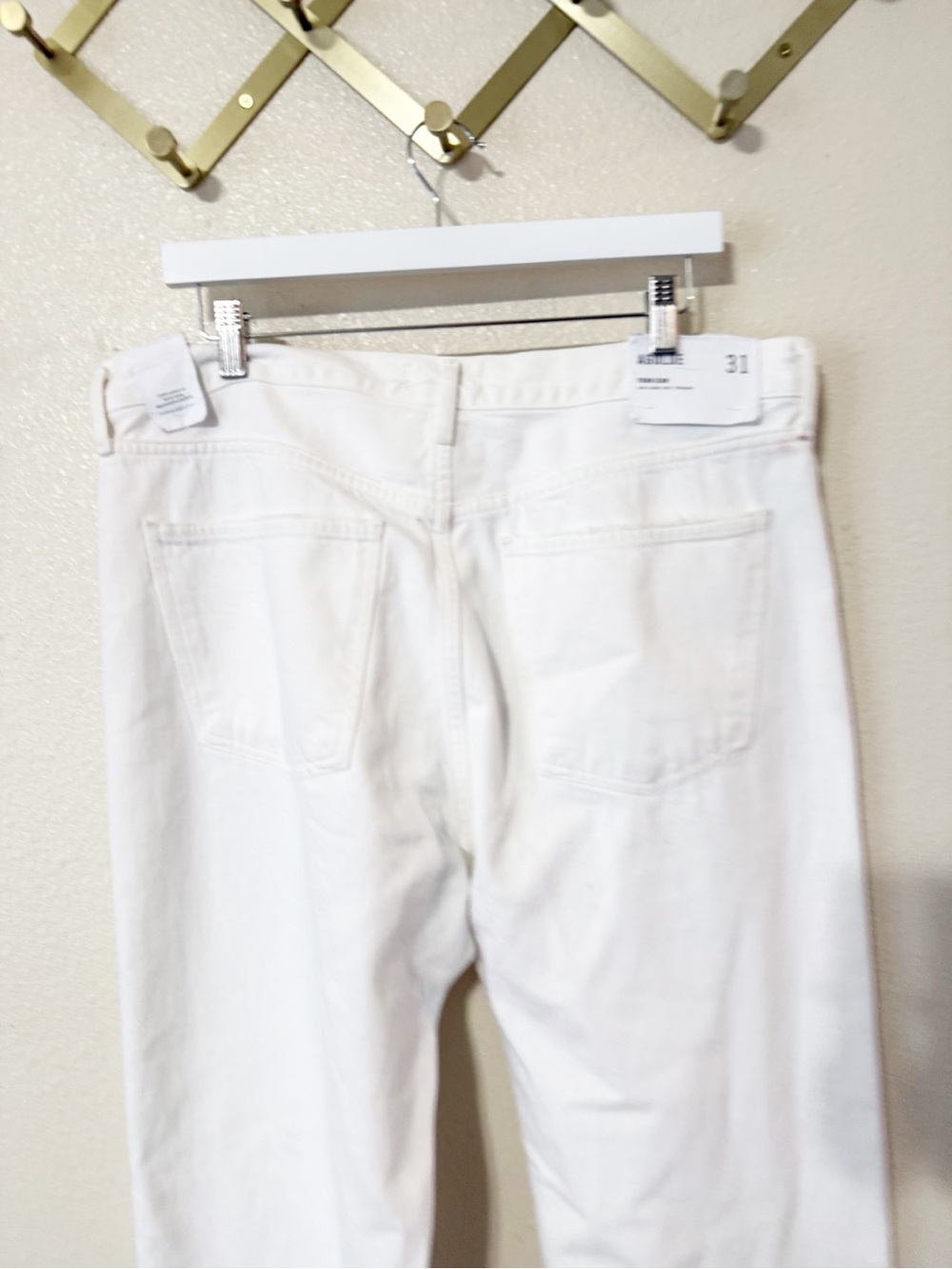 Agolde Fran Low Slung Easy Straight
Jeans in Milkshake Off White Button Fly NEW - Picture 10 of 16
